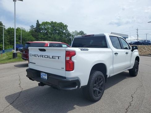 New 2026 Chevrolet Silverado 1500 LT Trail Boss w/ Dark Appearance Package AWD/4WD image 4