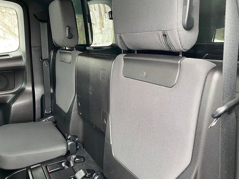 Used 2019 Toyota Tacoma TRD Off-Road w/ TRD Premium Off Road Package image 30