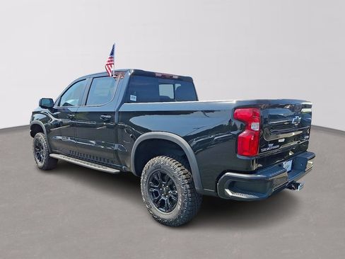 New 2026 Chevrolet Silverado 1500 ZR2 AWD/4WD image 3