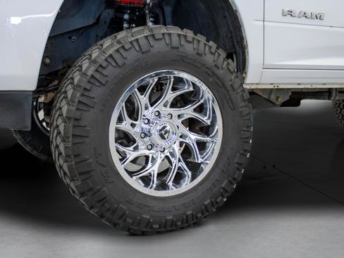 Used 2024 RAM 2500 Laramie AWD/4WD image 36