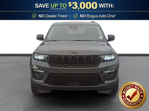 Used 2023 Jeep Grand Cherokee Limited w/ Black Appearance Package RWD image 11
