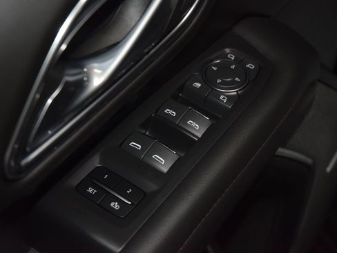 Used 2023 Chevrolet Tahoe High Country AWD/4WD image 49