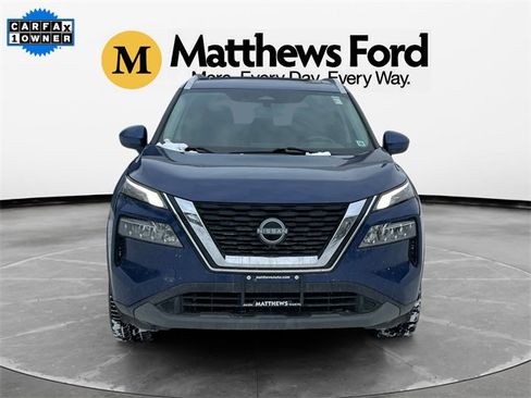 Used 2023 Nissan Rogue SV w/ SV Premium B Package image 8