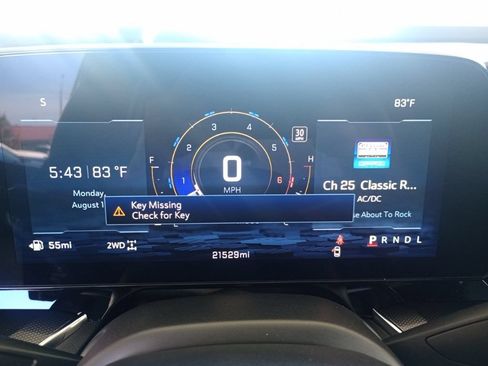Used 2025 Chevrolet Tahoe RST AWD/4WD image 13