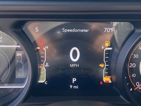 New 2025 Jeep Gladiator Willys image 19