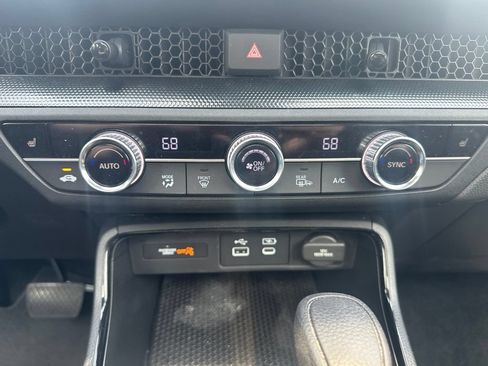 Used 2024 Honda CR-V EX image 19