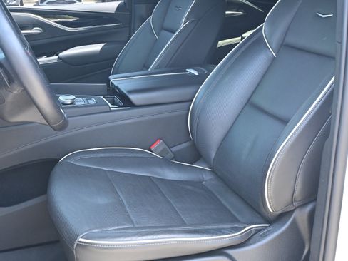 Used 2023 Cadillac Escalade Sport w/ LPO, ONYX Package AWD/4WD image 13