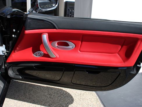 Used 2003 BMW Z8 image 38