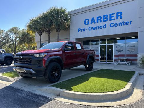 Used 2024 Chevrolet Colorado Trail Boss w/ Advanced Trailering Package image 3