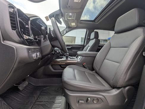 New 2026 GMC Sierra 1500 Elevation w/ Elevation Premium Package image 16