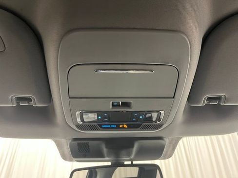 Used 2022 Ford F150 Lariat w/ Equipment Group 502A High image 18