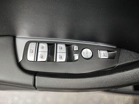 Used 2024 BMW X4 xDrive30i image 34