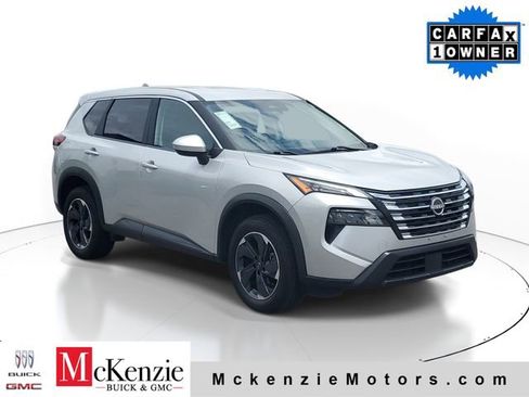 Used 2024 Nissan Rogue SV FWD image 1