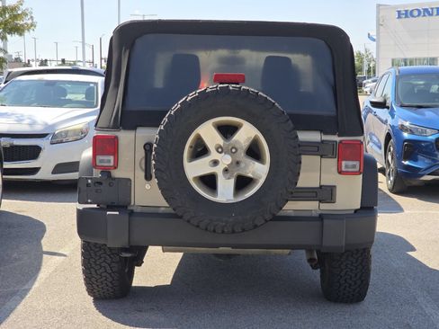 Used 2016 Jeep Wrangler Sport w/ Quick Order Package 23S AWD/4WD image 5