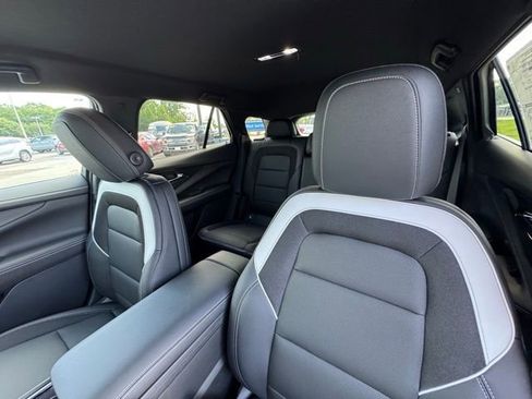 New 2025 Chevrolet Blazer EV LT image 13