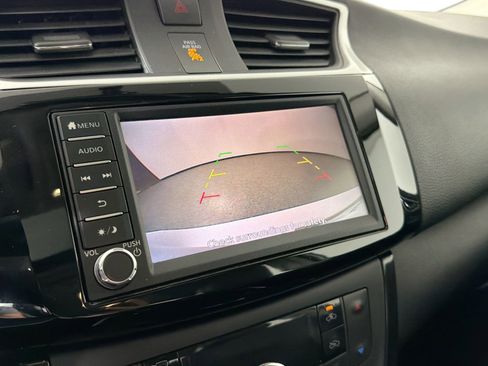 Used 2019 Nissan Sentra SL FWD image 13