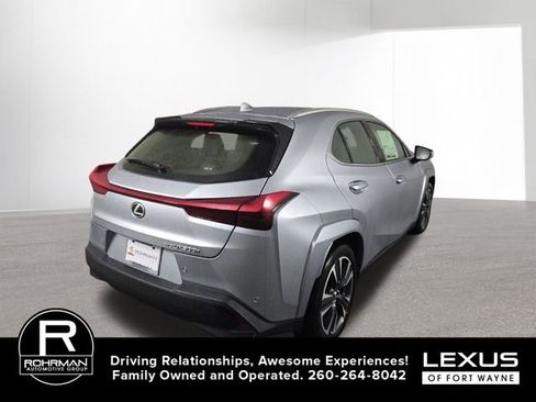 New 2026 Lexus UX 300h AWD image 6