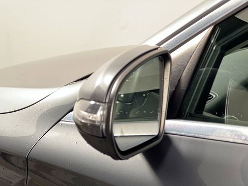 Used 2019 Mercedes-Benz C 300 Sedan image 10