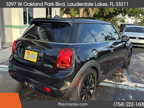 Used 2019 MINI Cooper S image 11
