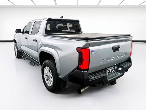 Used 2024 Toyota Tacoma SR RWD image 6