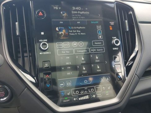 Used 2025 Subaru Ascent Bronze Edition w/ Onyx Package image 17