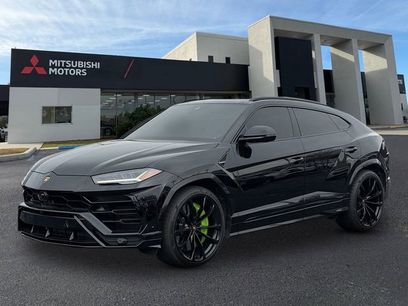 Used 2022 Lamborghini Urus