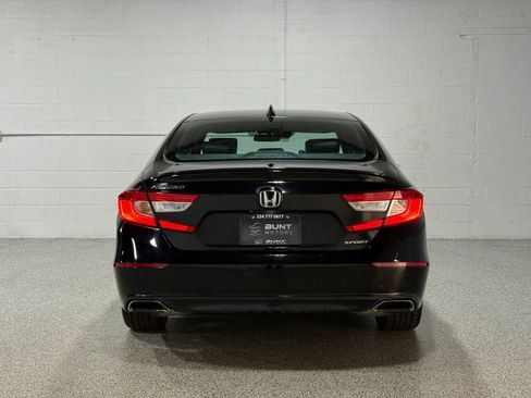 Used 2018 Honda Accord Sport image 7