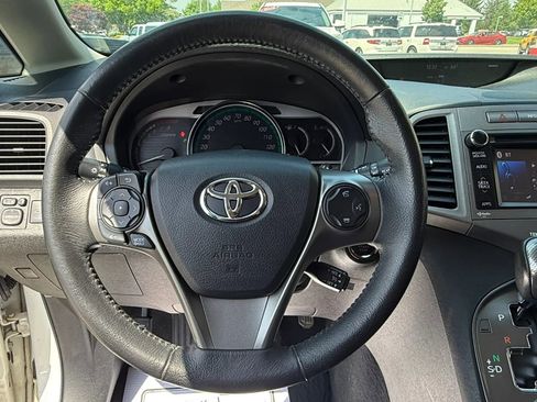 Used 2014 Toyota Venza XLE w/ Tow Prep Package image 13