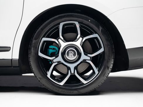 Used 2019 Rolls-Royce Cullinan AWD/4WD image 22