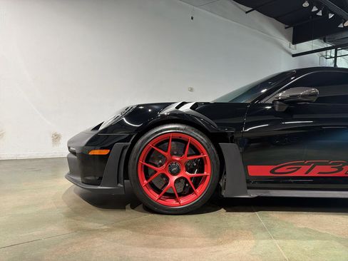 Used 2025 Porsche 911 GT3 RS RWD image 3