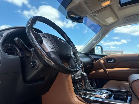 Used 2018 INFINITI QX80 2WD w/ Deluxe Technology Package image 40
