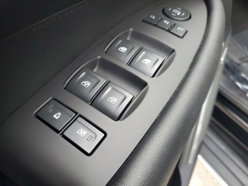 Used 2019 Cadillac Escalade 2WD image 19