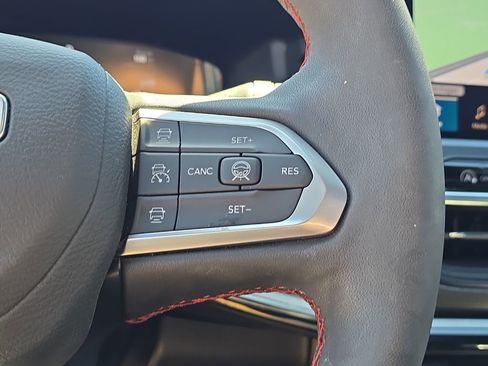 Certified 2025 Jeep Compass Trailhawk w/ Trailhawk Elite Group AWD/4WD image 28