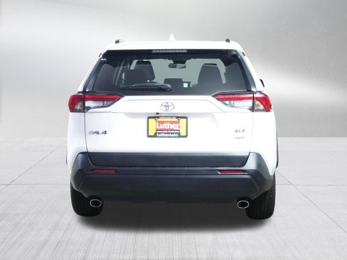 Used 2024 Toyota RAV4 XLE AWD/4WD image 6