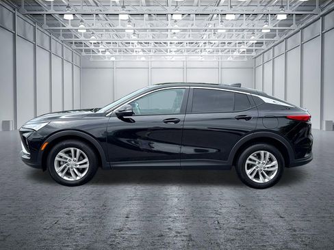 Used 2025 Buick Envista Preferred w/ Convenience II Package FWD image 4