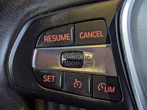 Used 2023 BMW 430i xDrive Coupe w/ Premium Package image 15