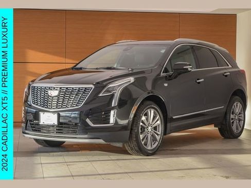 Used 2024 Cadillac XT5 Premium Luxury image 1