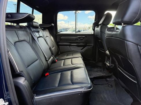 Used 2022 RAM 1500 Limited w/ Body-Colour Bumper Group AWD/4WD image 7