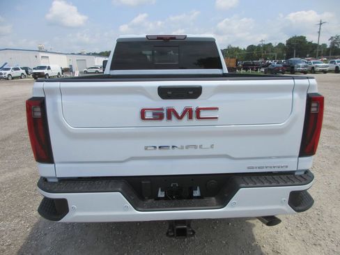 New 2026 GMC Sierra 2500 Denali w/ Denali Reserve Package AWD/4WD image 6