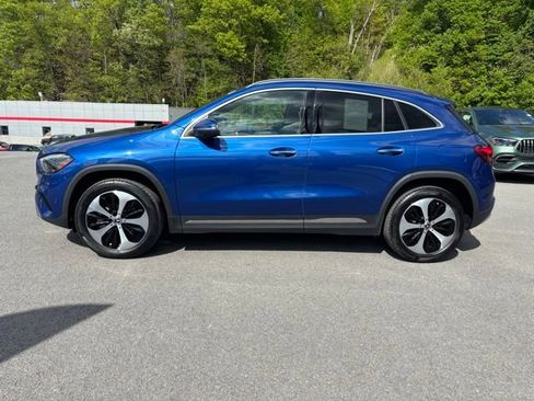 Certified 2025 Mercedes-Benz GLA 250 4MATIC image 4