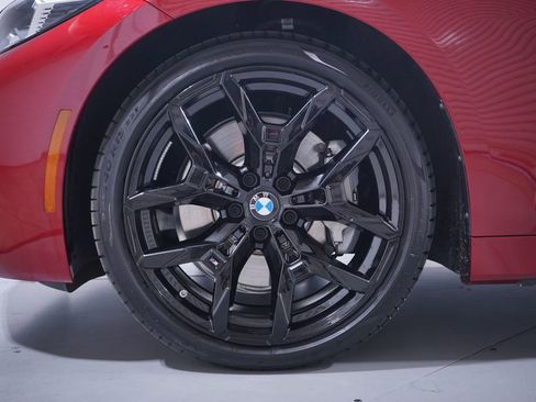 Used 2025 BMW 430i Coupe w/ M Sport Package image 2