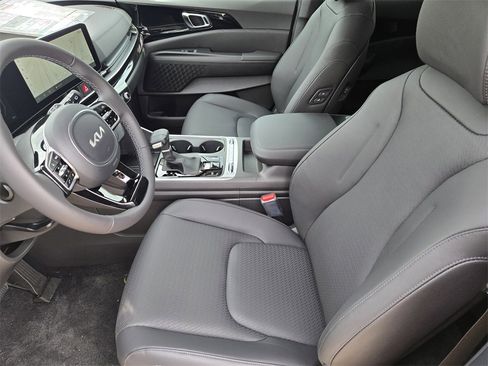 New 2026 Kia Carnival SX Prestige image 9