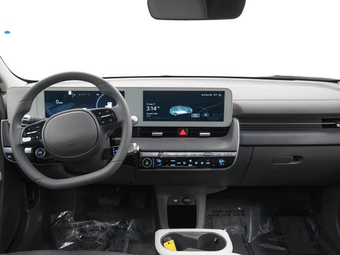 Certified 2024 Hyundai Ioniq 5 SEL AWD/4WD image 16