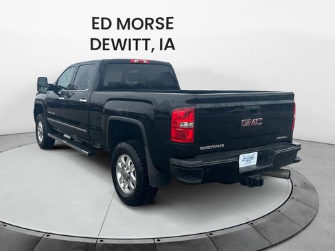 Used 2018 GMC Sierra 2500 Denali w/ Duramax Plus Package image 3