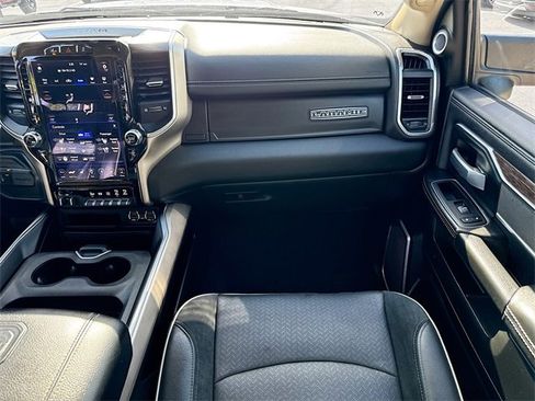 Used 2020 RAM 2500 Laramie image 42