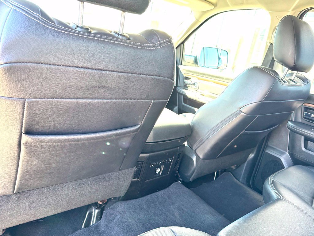 Used 2018 RAM 1500 Laramie w/ Convenience Group AWD/4WD image 21