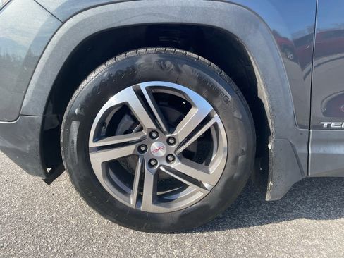 Used 2018 GMC Terrain SLT w/ Preferred Package image 33