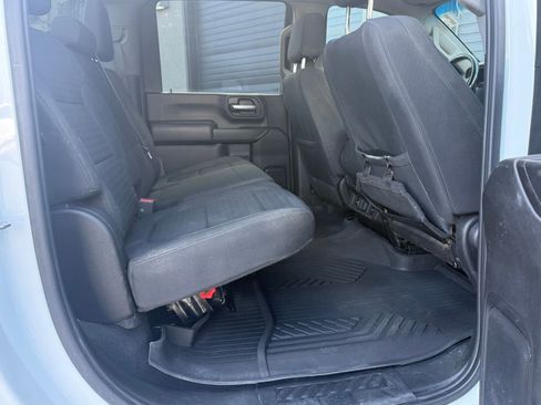 Used 2023 Chevrolet Silverado 2500 LT w/ Convenience Package image 11