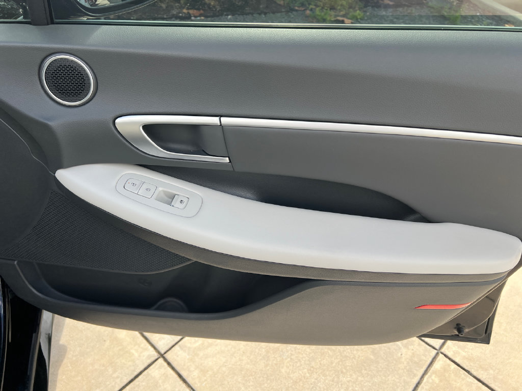 Certified 2025 Hyundai Sonata SEL FWD image 6