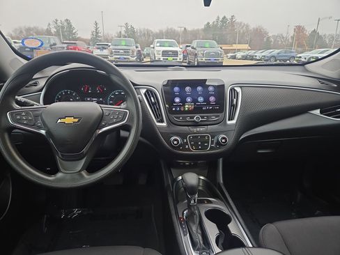 Used 2024 Chevrolet Malibu LT image 13